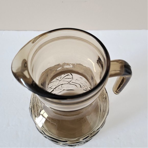 Vintage Hazel Color Glass Water Lemonade Pitcher. - Picture 5 of 7